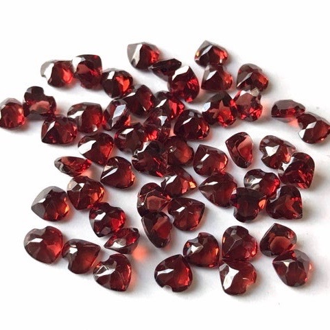 8mm Red Mozambique Garnet Faceted Heart Loose Gemstones