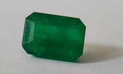 Octagan Emerald Gemstone