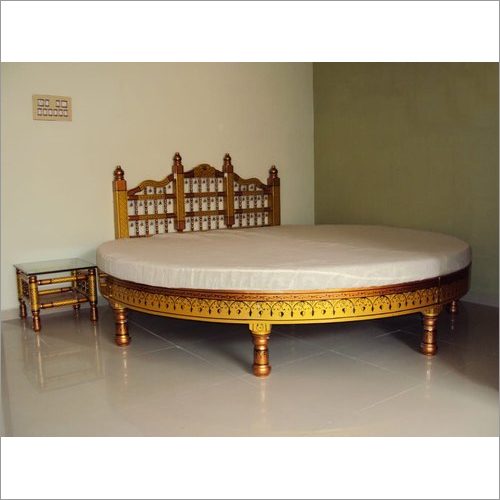Durable Wooden Round Bed