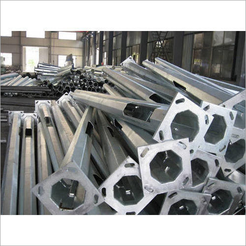 Warm White Color Swaged Galvanized Iron Poles