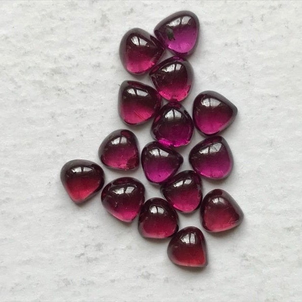 5mm Rhodolite Garnet Heart Cabochon Loose Gemstones