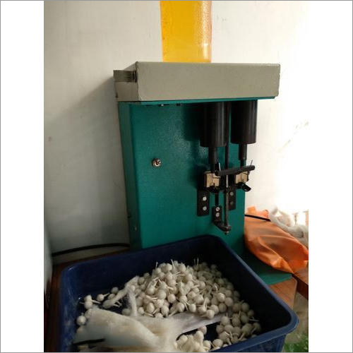 Semi Automatic Cotton Wicks Making Machine