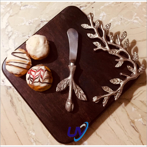 Cheese Plate With Leaf Broach & Knife