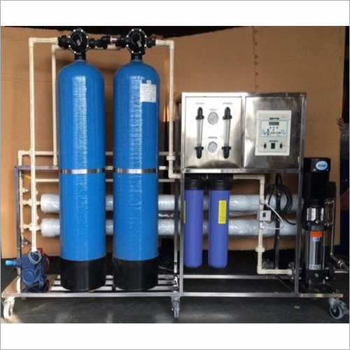FRP Water Purification RO Plant - 2000 LPH Capacity, Semi-Automatic Operation, 220V, 50-55% Recovery Rate