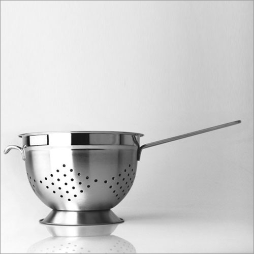 JSI 112 Ice German Colander Long Wire Handle