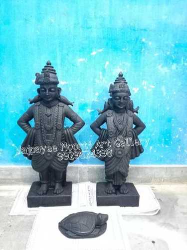 Black Marble Vitthal Rukmani Statue