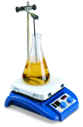 Tarsons 5040 Hotopâ¢ Digital Hot Plate - Plastic, 44 Size, White Color, 230V Power | Digital Temperature Control for Liquid Precision