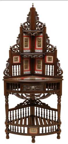 Corner Table