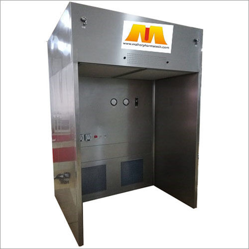 Reverse Laminar Flow Booth 