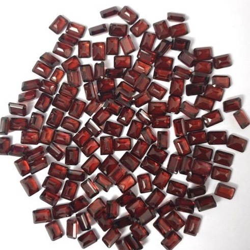 5x7mm Mozambique Red Garnet Faceted Octagon Loose Gemstones