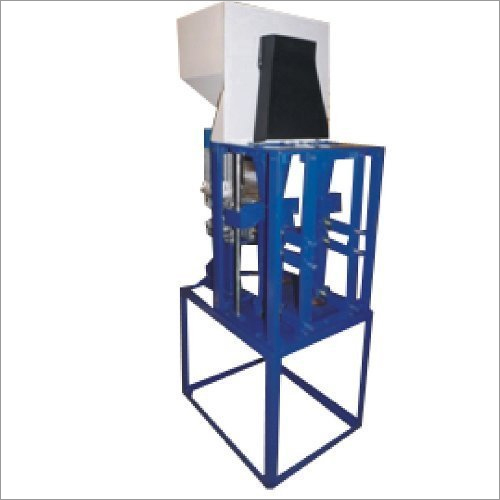 Mild Steel Cashew Cutting Machine - 15 Kg/hr Capacity, 220-240 V, Single Phase | New Condition, Long Service Life, Ideal for Industrial Use