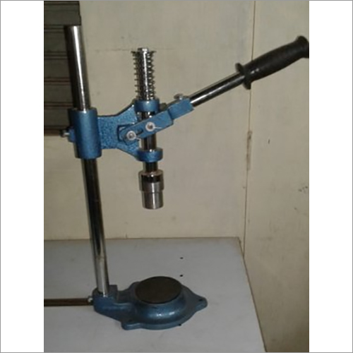 Manual Crown Capping Machine