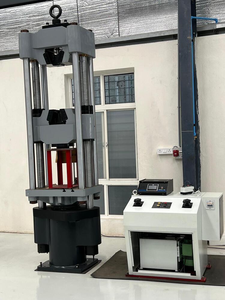 Electronic Universal Testing Machine - Application: Industrial Labs