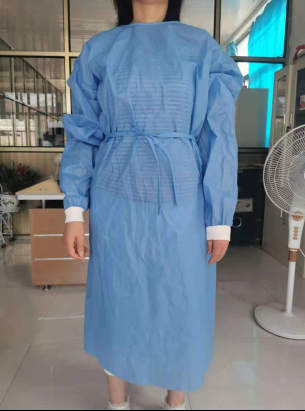 Isolation Gown By ELEMENTO PHARMA