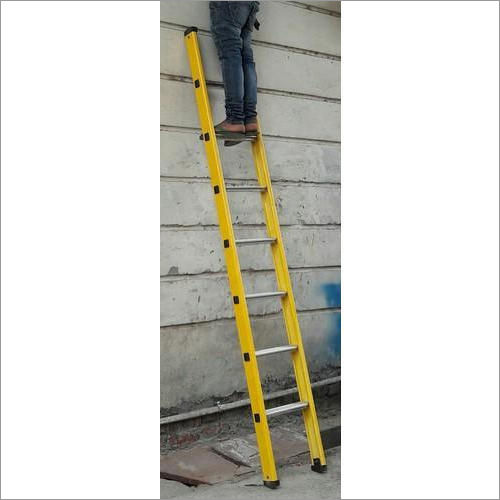 Frp Wall Supported Ladder Size: Available Height 6 Feet To 20 Feet