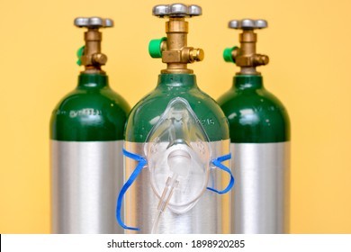 Manual Oxygen Cylinders