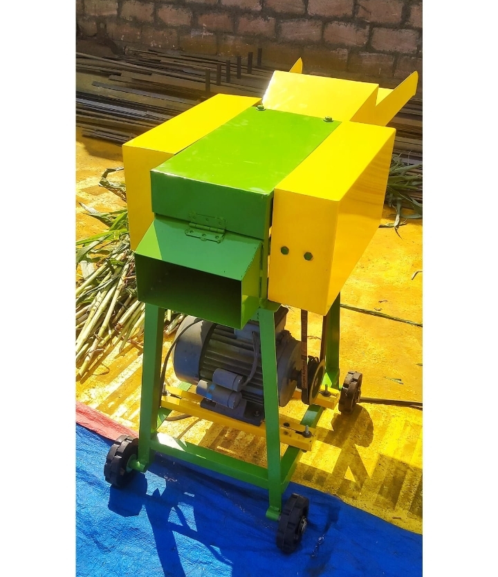 PREMIUM CHAFF CUTTER