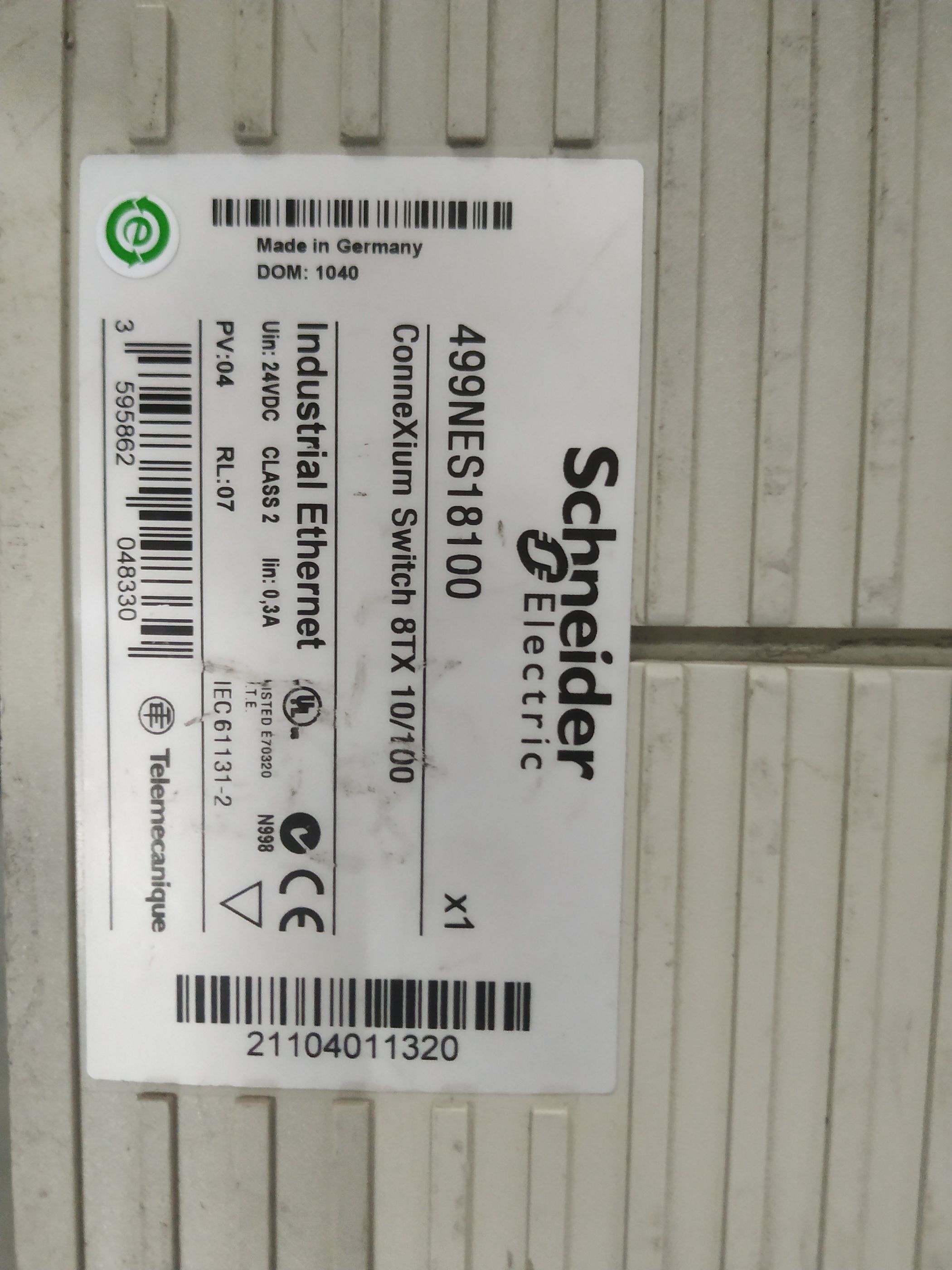 SCHNEIDER CONNEXIUM SWITCH 499NES18100