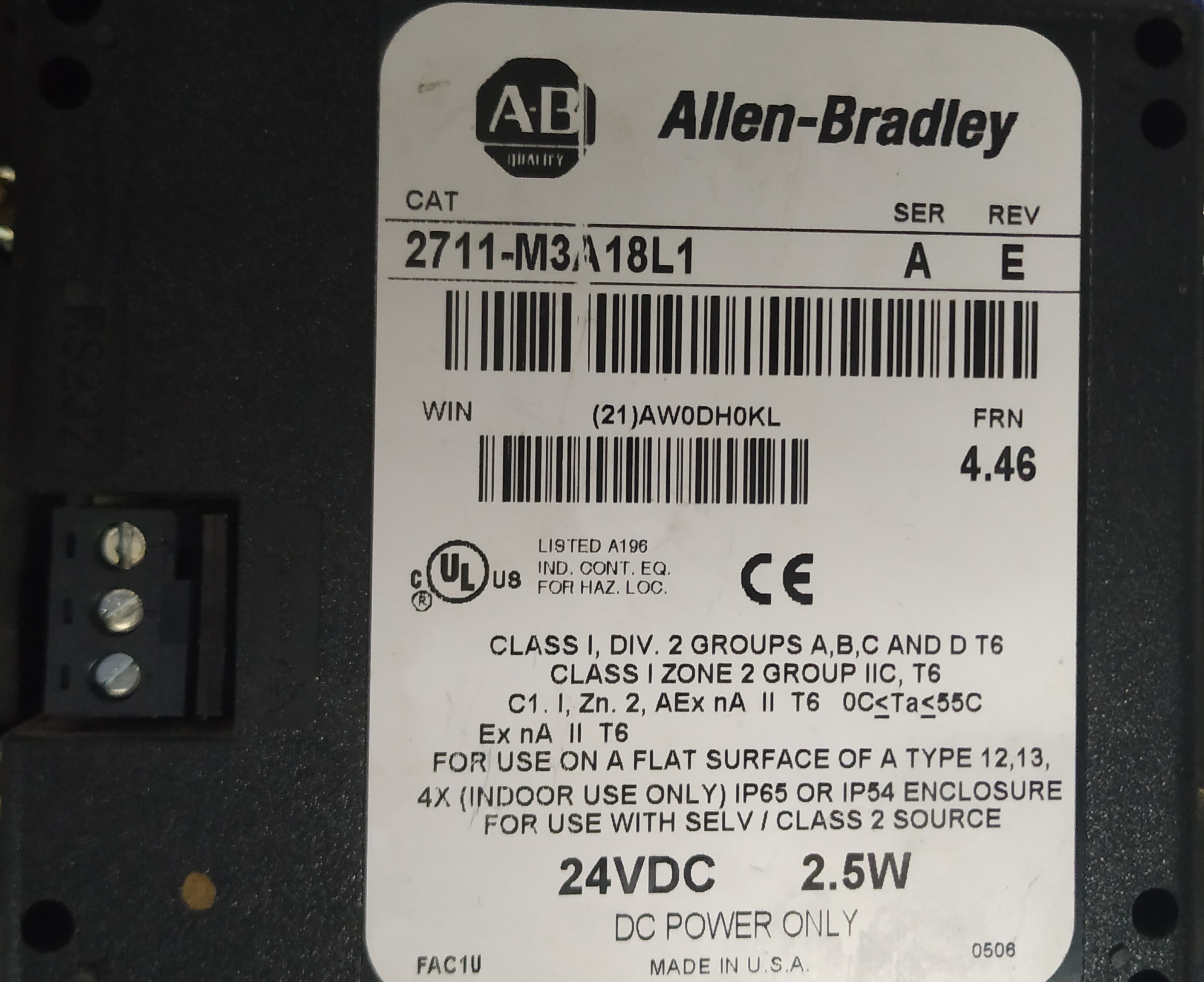 ALLEN-BRADLEY PANELVIEW 300 MICRO HMI 2711-M3A18L1