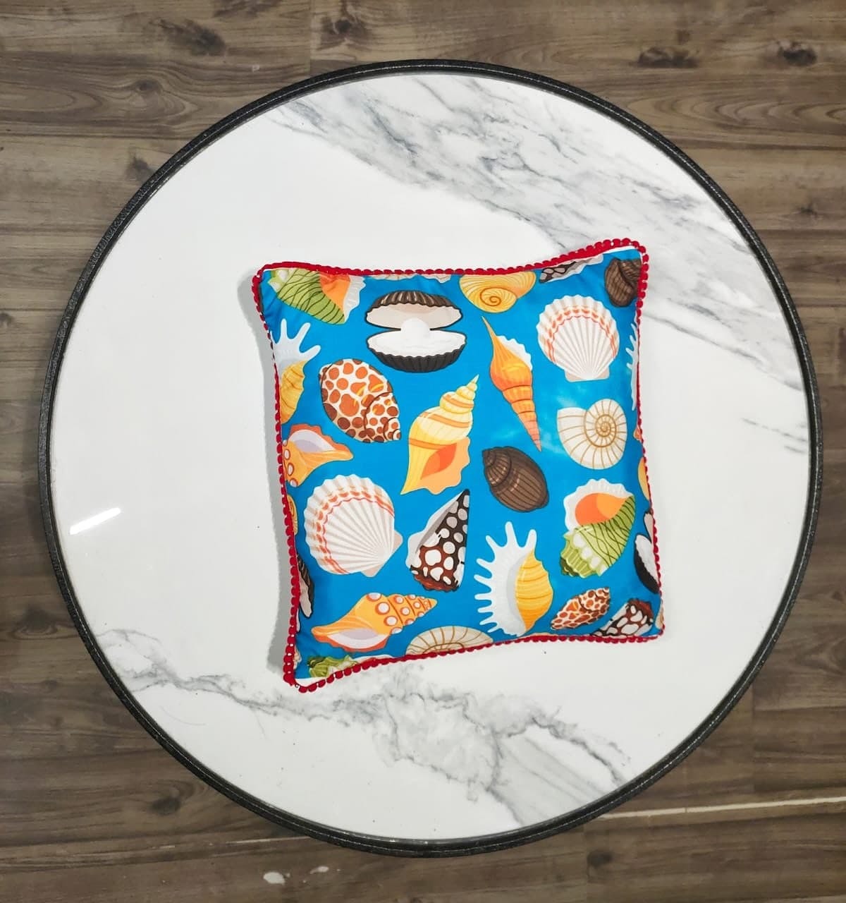 Sea Conch Printed Cushion Cover With Filler Size 30*30cms