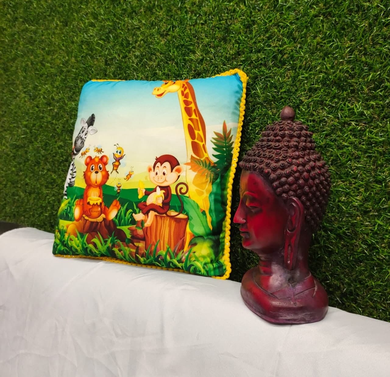 Jurassic Printed Cushion Cover With Filler Size 30*30cms