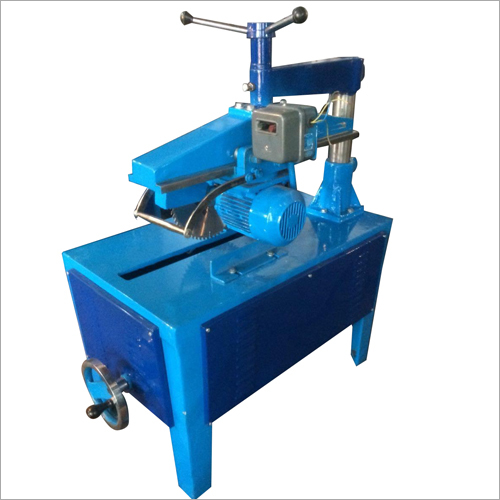 Radial Arm Saw Machine