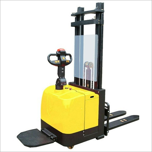 Hydraulic Stacker Equipment Repair Services By FORCELIFT MATERIAL MOVEMENTS