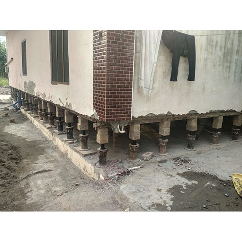 Building Lifting Jacks in Jagadhri Workshop, Yamunanagar - Adpm House ...