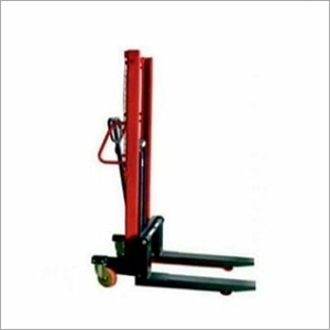 Single Mast Stacker
