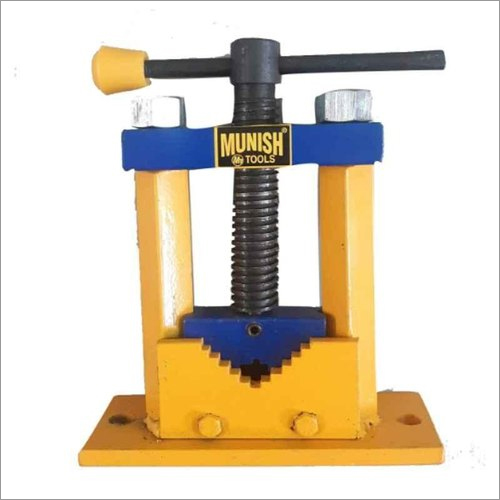 Square Pillar Pipe Vice - Cast Iron, Fixed Base Design for Industrial Applications