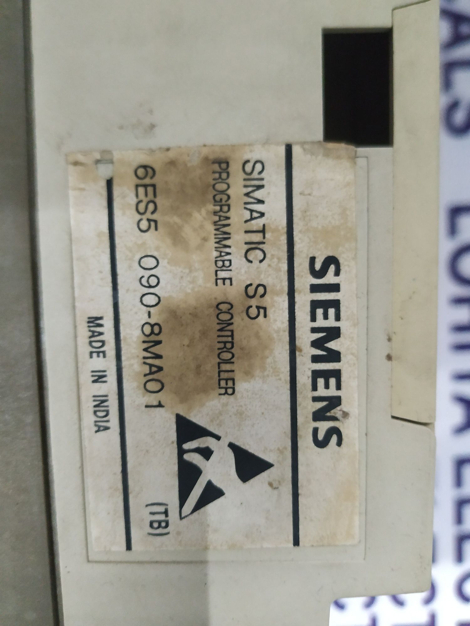 SIEMENS SIMATIC S5 PROGRAMMABLE CONTROLLER 6ES5 090-8MA01