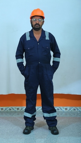 Coverall With Reflector Age Group: 18-45