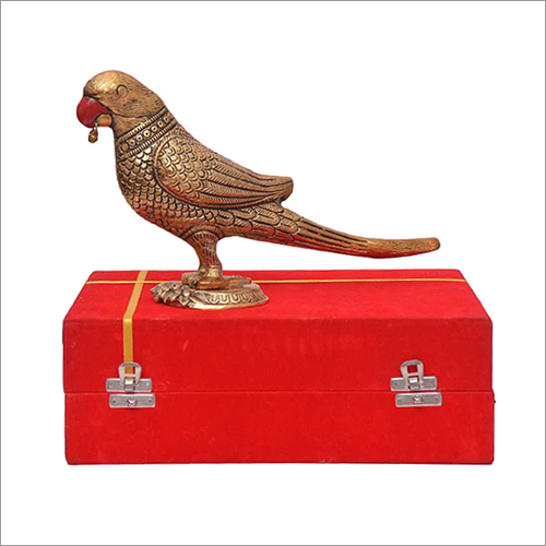 GF 109 Metal Handicraft Parrot