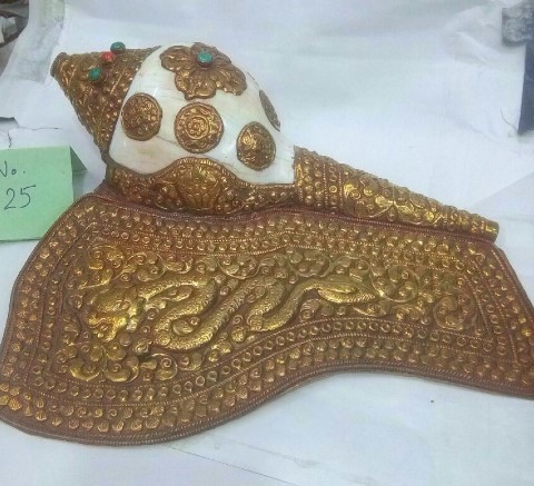Metal Decorate Conch Shell By ASTHAMANGAL GIFT AND CRAFT