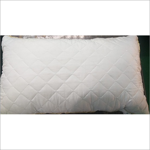 White Quilt Pillow Pillow Filling: Microfiber