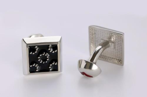 VISHWA Sterling Silver Black Enamel Ball Return lock For Mens Perfect Gift