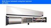 Automatic swing door operator