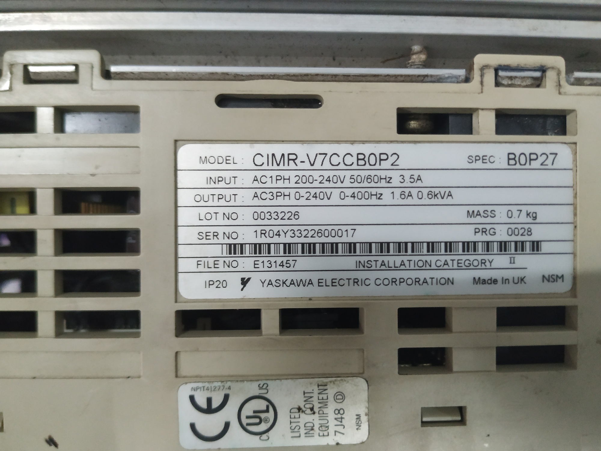 YASKAWA COMPACT GENERAL INVERTER CIMR-V7CCB0P2