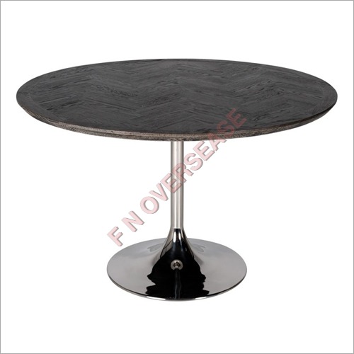 Outdoor Aluminium Table With Black Nickel Plated Dimension(l*w*h): 762x914x914 Millimeter (Mm)