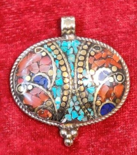 Stone Set Pendants Gender: Unisex