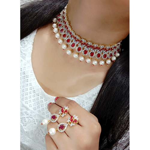 White And Red Rhinestone And Pearl Imitation Necklace Set