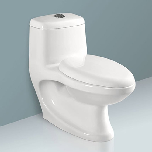 Polo SP Water Closet
