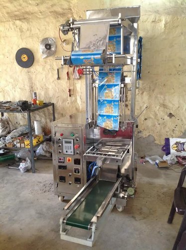 same pneumatic machine with pouch conveyor