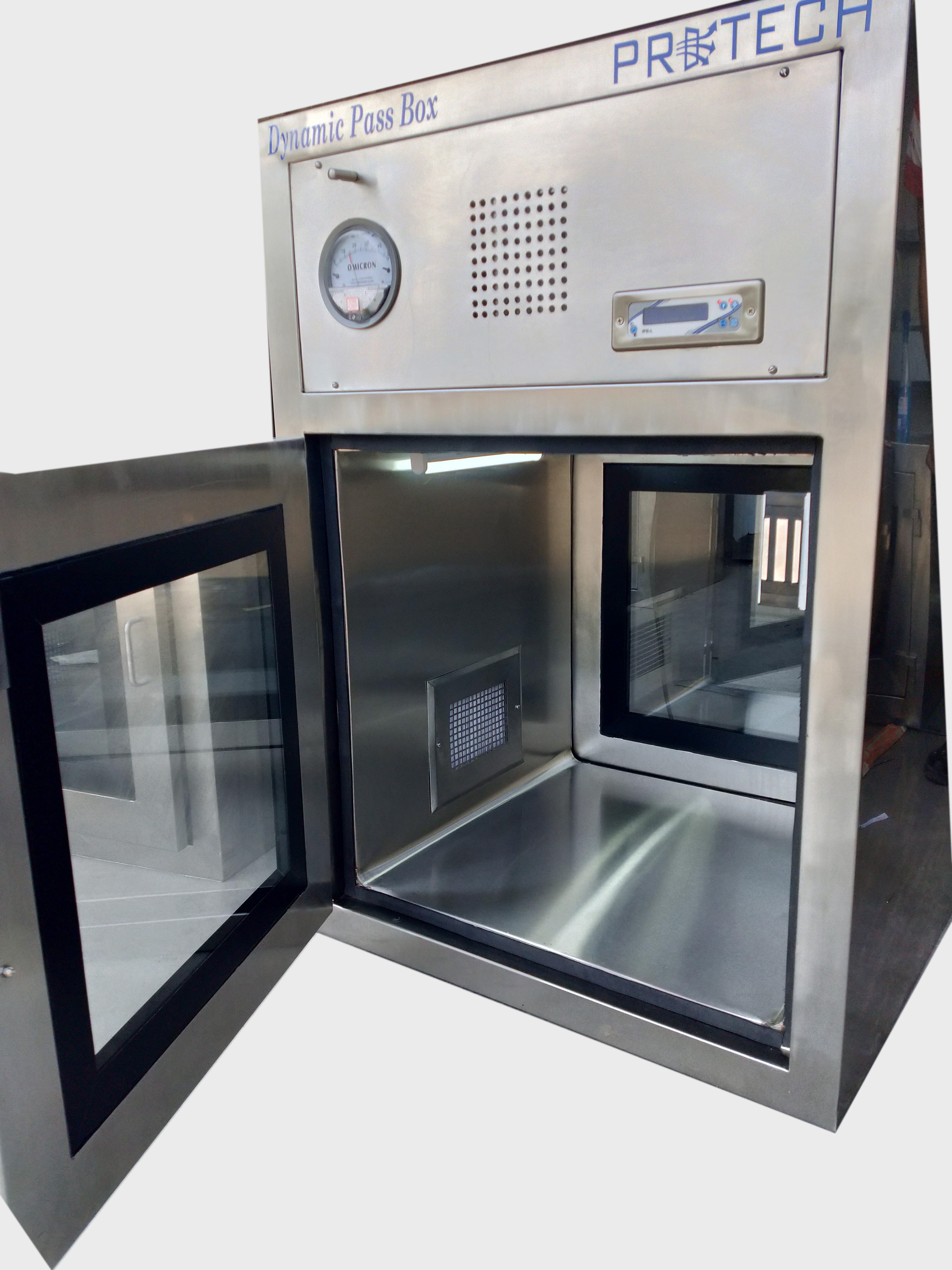 Dynamics Pass Box with interlocking System