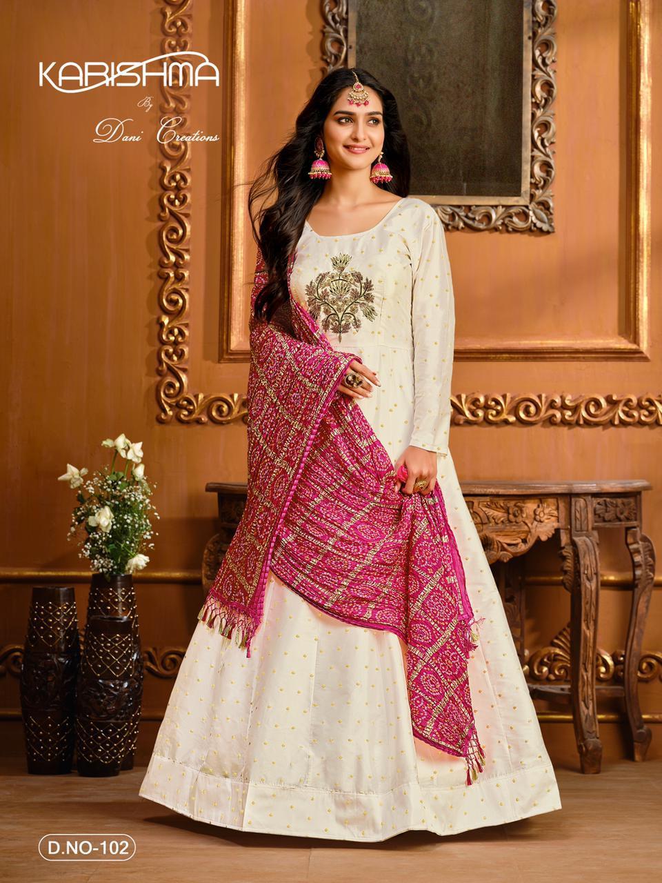 Long Jaccaurd Silk Gown