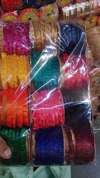 बहुरंगी फीता संग्रह