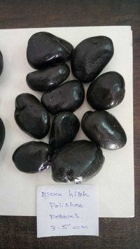 Low price Natural Stone black mate finish Pebble Stone high polished black Landscape Pebble Stone