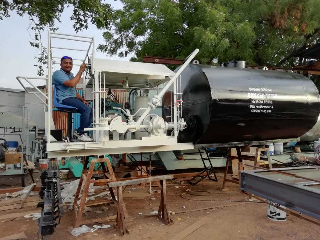 Bitumen Pressure Distributor