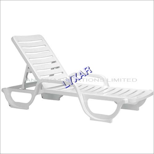 Poolside Lounger Application: Swimming Pool