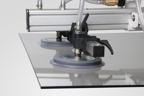 Handling Glass Suction Cups